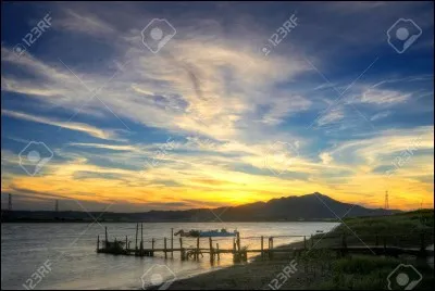 Méandre est un fleuve de la Phrygie.