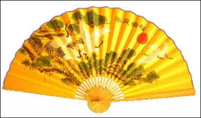 Cour intérieure d'une maison, à ciel ouvert, dans l'architecture méditerranéenne traditionnelle :