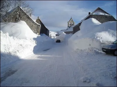 Quel est l'autre nom du banc de neige ?