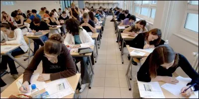 Lors du baccalauréat, quelle épreuve passe-t-on en classe de première ?