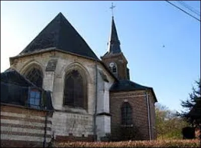 Vous avez sur cette image l'église Saint-Firmin-le-Confesseur de Guyencourt-sur-Noye. Village de la Somme, il trouve en région ...