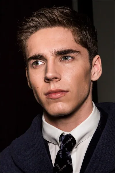 Combien de pourcentages d'eau contient un être humain ?