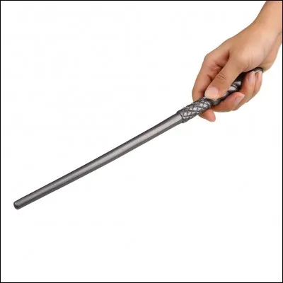 À qui appartient cette baguette ?