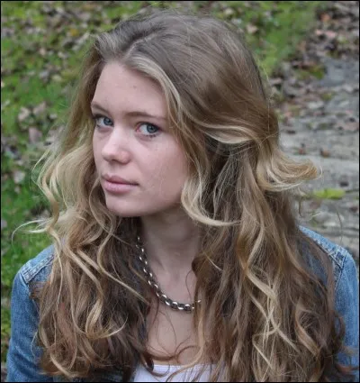 Quel est le personnage interprété par Manon Schraen ?