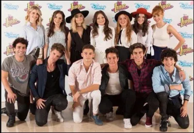 Y a-t-il des personnages de "Violetta" ?