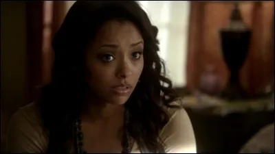 Je descends d'une lignée de sorcières. Ma meilleure amie est Elena. Je suis :