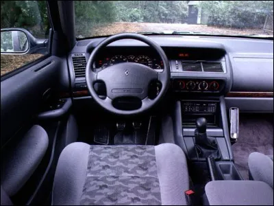 Dans quelle voiture est-il ?