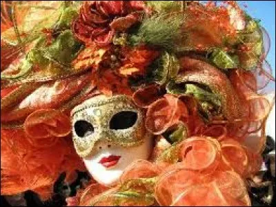 Antonio Vivaldi a composé ''Les Quatre Saisons'' où figure bien sûr ''L'Automne'' . De quelle ville surnommée ''la Sérénissime'' était-il natif ?