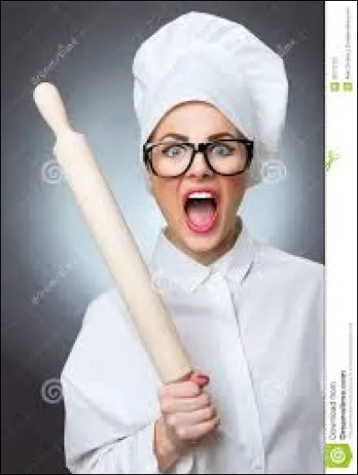 La cantinière est furax : ''Les gars, je vous préviens, ce soir vous ne videz pas vos nouilles sur ma cappe et vous cessez cette curieuse manière de défoncé mon vieux fût ! ''