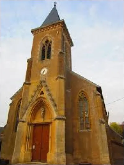 Nous sommes dans le Grand-Est, devant l'église Saint-Pierre de Champey-sur-Moselle. Village du canton de Pont-à-Mousson, dans la vallée de la Moselle, il se situe dans le département ...