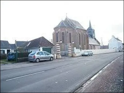 Village des Hauts-de-France, dans l'arrondissement d'Abbeville, Lanchères se trouve dans le département ...