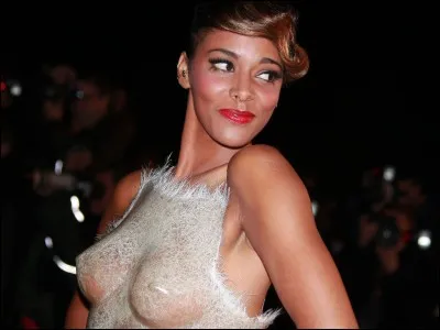 Qui est cette chanteuse ?