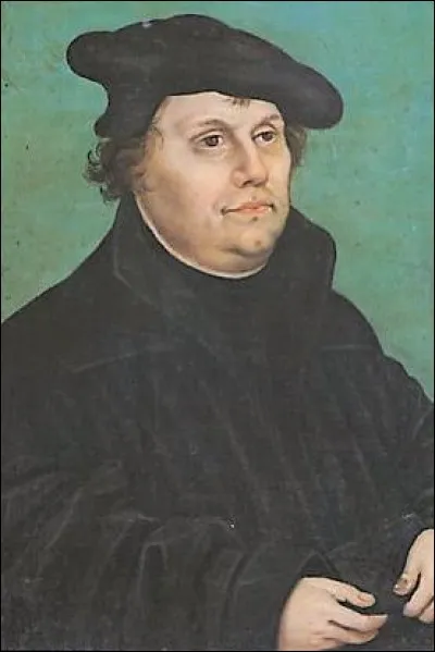 Un 31 octobre, un moine, Martin Luther, affiche sur la porte de l'&eacute;glise de Wittenberg 95 th&egrave;ses dans lesquelles il d&eacute;nonce les scandales de l'&Eacute;glise de son temps. C'est le point de d&eacute;part du Protestantisme. En quelle ann&eacute;e &eacute;tait-ce ?