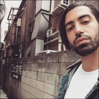 Ademo est titulaire d'un :