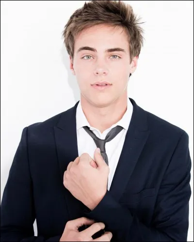 Comment s'appelle cet acteur ?