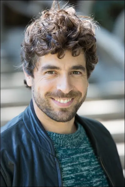 Alyzée est-elle amoureuse d'Adrian ?