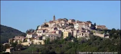 Je vous emm&egrave;ne en r&eacute;gion P.A.C.A., &agrave; Dauphin. Commune de l'arrondissement de Forcalquier, labellis&eacute;e "village et cit&eacute; de caract&egrave;re", elle se situe dans le d&eacute;partement ...