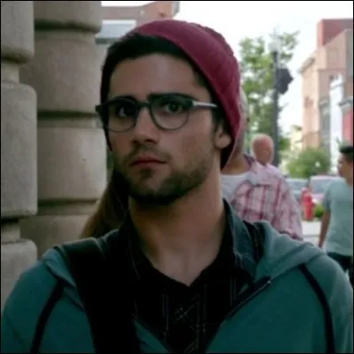 Comment s'appelle ce personnage ?