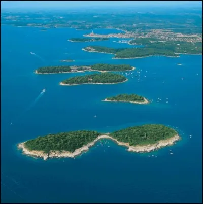 De quel archipel fait partie l'île Maurice ?