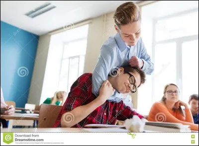 Tes amis/amies te disent-ils souvent que tu es bizarre, fou/folle ?