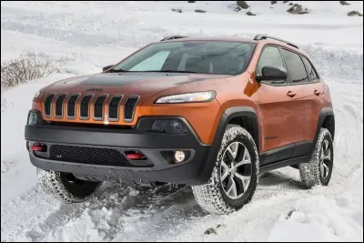 Quelle est cette marque de voiture ?