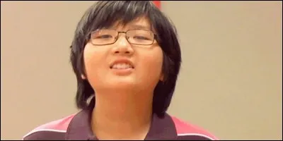 Lequel des amis de Jasper est très maladroit, stupide, sympathique et bigleux ?