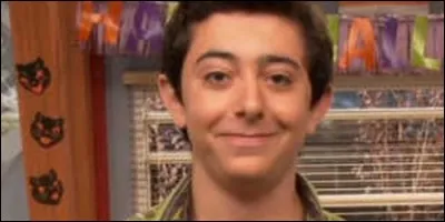 Qui est ce garçon, amoureux de Chloé ?