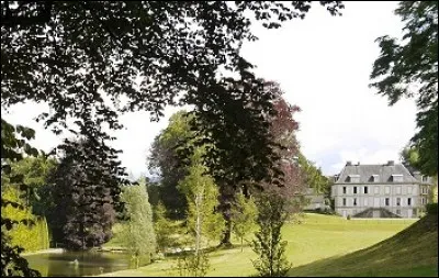 Si vous êtes devenus ce que vous êtes, c'est que vous avez lu Sartre, fameux auteur du XIXe siècle.