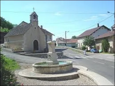 Je vous attends Place Lacuzon, &agrave; M&eacute;n&eacute;trux-en-Joux. Petit village Jurassien de 60 habitants, il se situe dans l'ancienne r&eacute;gion ...