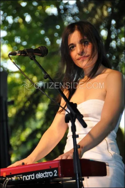 Brune a chanté cette chanson en 2010.