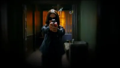 Sur qui Jena a-t-elle tiré ?