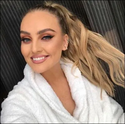Vrai/faux : Perrie Edwards tient son prénom de Steve Perry, un membre du groupe Journey.
