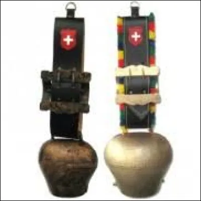 Souvent, en alpage, les vaches sont munies des objets de l'illustration pour ne pas les perdre.
En Valais, elles en ont toutes, comment les nomme-t-on ?