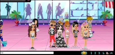 À partir de quel niveau pouvons-nous aller dans les boutiques ?