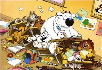 Cubitus est peu inspiré par le cours d'anatomie.
- Cubitus, dans quelle partie du corps se situe l'os scapula ?