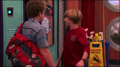 Comment s'appelle le ville où habite Capitain Man ?