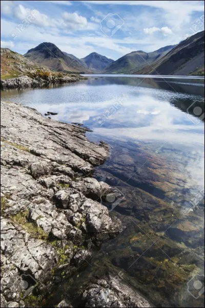 Comment s'appelle ce merveilleux lac situé dans le nord-ouest de l'Angleterre ?