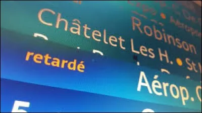 C'était un piège ! Bref, tu pars pour l'examen. Le RER est en retard : "En raison d'un malaise voyageur, le train direction X est retardé...".