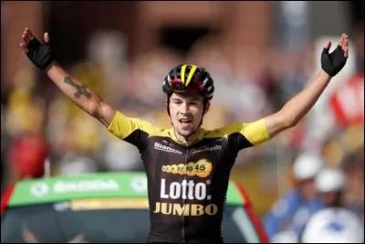En remportant l'étape du Galibier (17) Primoz Roglic a gagné la première victoire de quel pays sur le tour de France ?