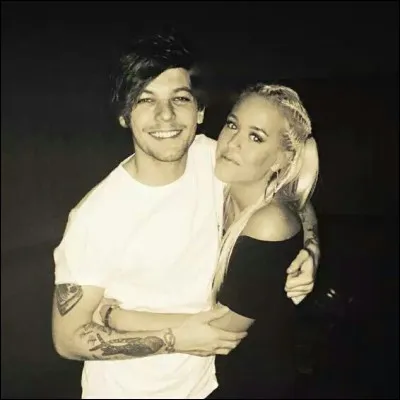 Qui est avec lui sur cette photo ?