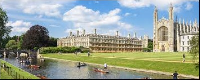 Au Royaume-Uni, le méridien de Greenwich passe à Cambridge dont on peut voir l'université sur la photo. Quelle autre université l'affronte dans une course d'aviron annuelle ?