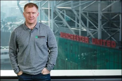 De quelle nationalité est Paul Scholes ?