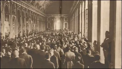 Quel jour s'ouvrit la conférence de la paix ?