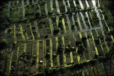 Où se trouve la deuxième zone humide asséchée du Berry transformée en hortillonnage ?