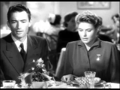 Constance, médecin dans un asile d'aliénés, tombe amoureuse du nouveau directeur. Cependant, elle s'aperçoit rapidement que l'homme qu'elle aime est en réalité un malade mental qui se fait passer pour le Dr Edwardes. Il s'agit de ...