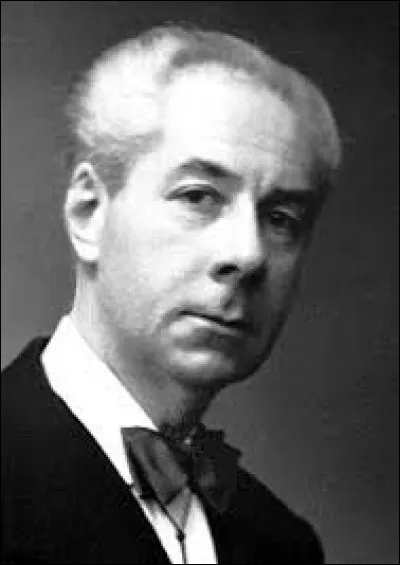 Août 1958 : Quelle série de romans a été écrite par Roger Martin du Gard ?