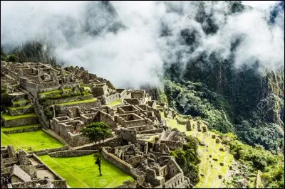 Combien y a-t-il de lettres dans la capitale du Pérou ?