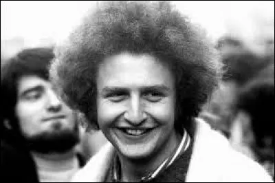 Dans quelle émission de Christophe Dechavanne Michel Field a-t-il débuté comme chroniqueur ?