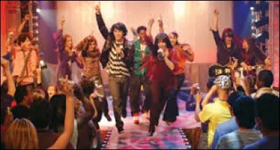 Quel est le titre interprété sur cette image ?