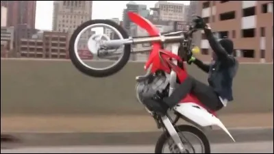 Qui est-ce et avec quelle moto ?